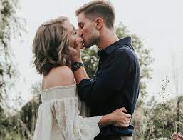Best Online Dating Apps and Sites in 2025